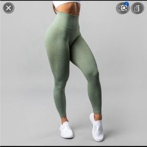 Womens Alphalete Halo leggings